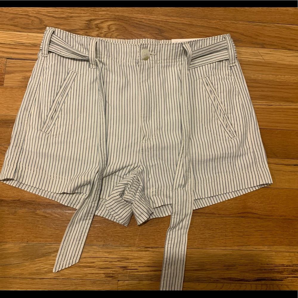 American Eagle High Rise Soft Short Shorts